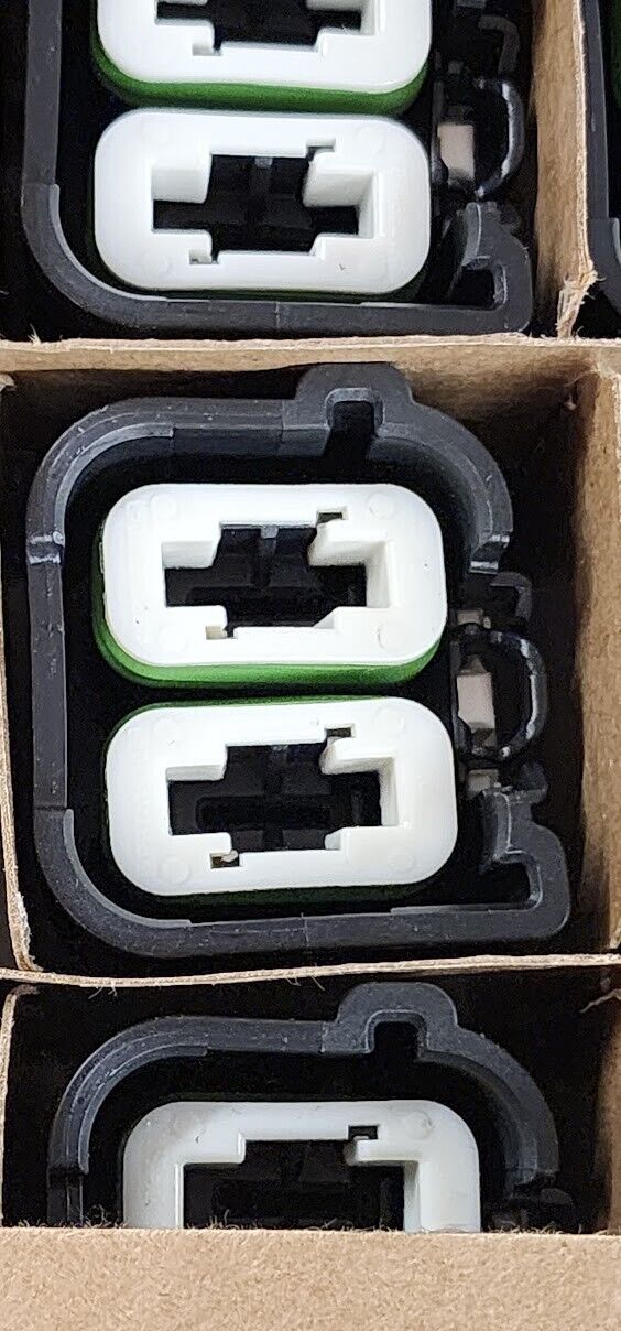 Aptiv Delphi Automotive Power Connector 2 Way POWERPACK LV1000 Case of 192