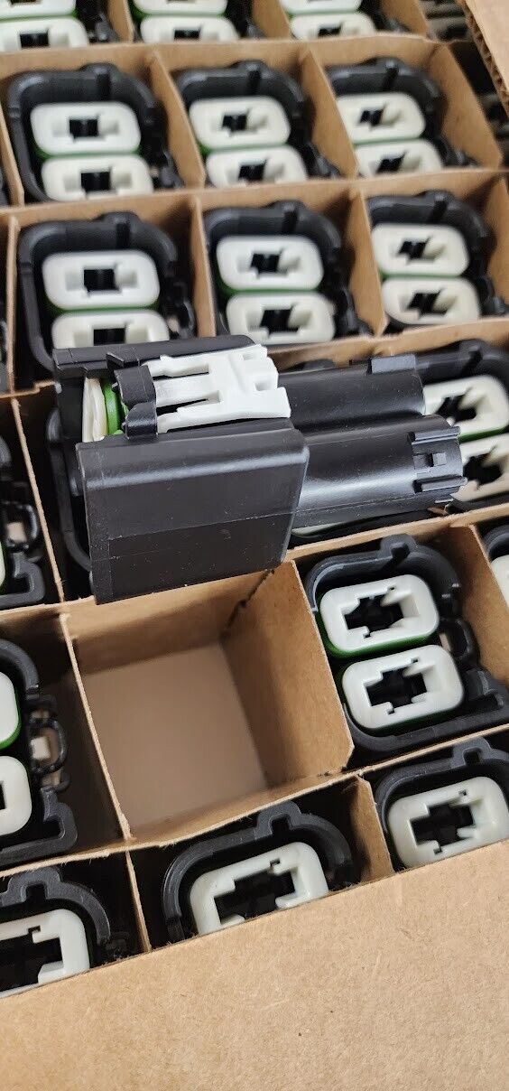 Aptiv Delphi Automotive Power Connector 2 Way POWERPACK LV1000 Case of 192