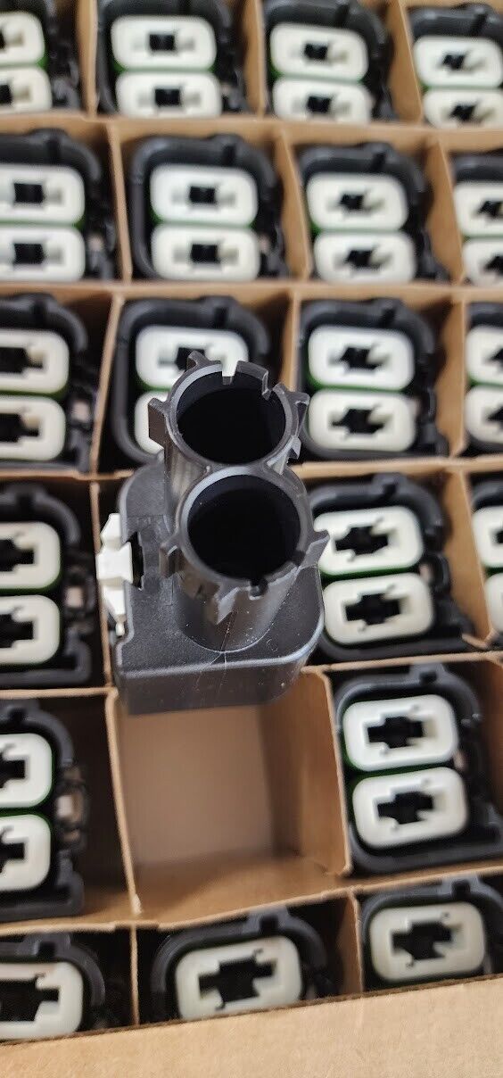 Aptiv Delphi Automotive Power Connector 2 Way POWERPACK LV1000 Case of 192