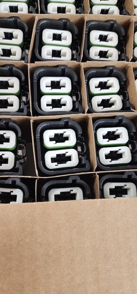 Aptiv Delphi Automotive Power Connector 2 Way POWERPACK LV1000 Case of 192