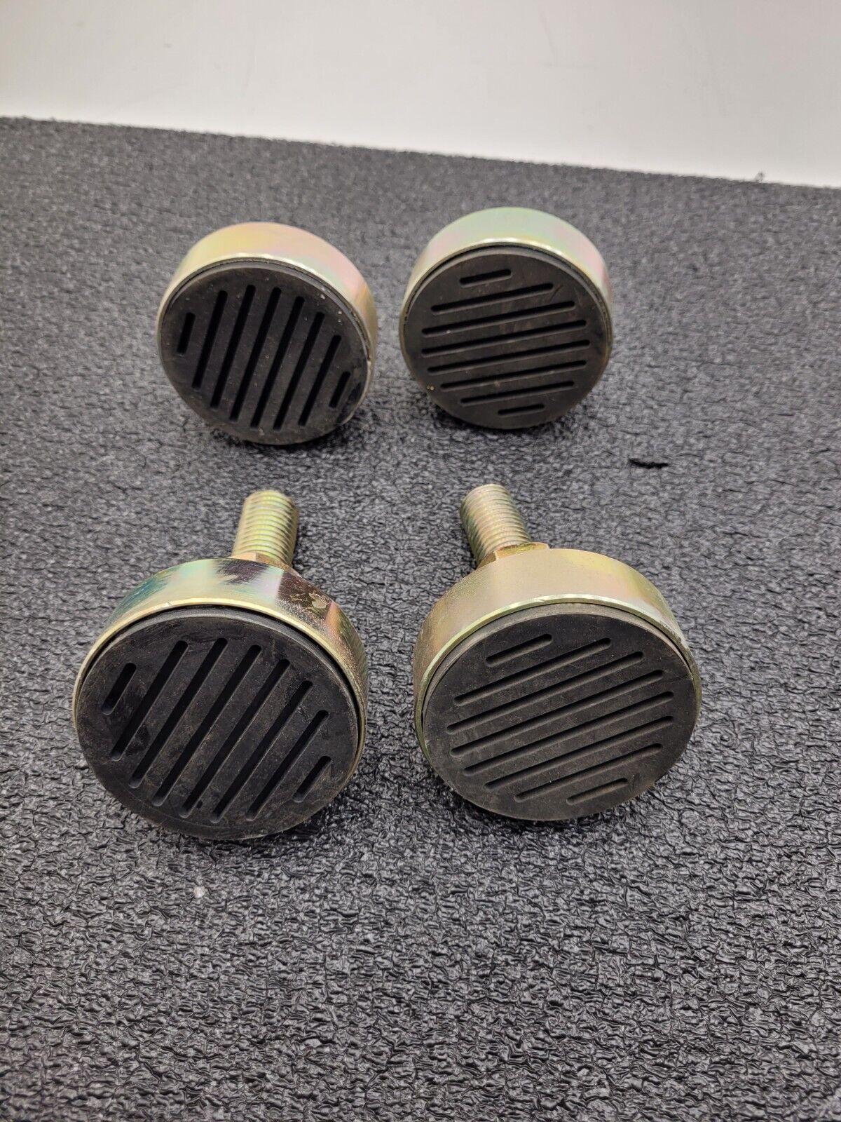 Lot of 4x 80-20 Inc 65-2209 Anti-Vibration Self Leveling Machine Feet M20 x 51mm