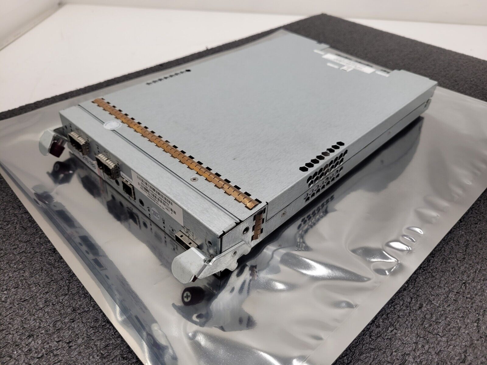 Dot Hill FRUTC05-01 12Gb SAS FC Disk Array Controller Module 81-00000078-00-03 B