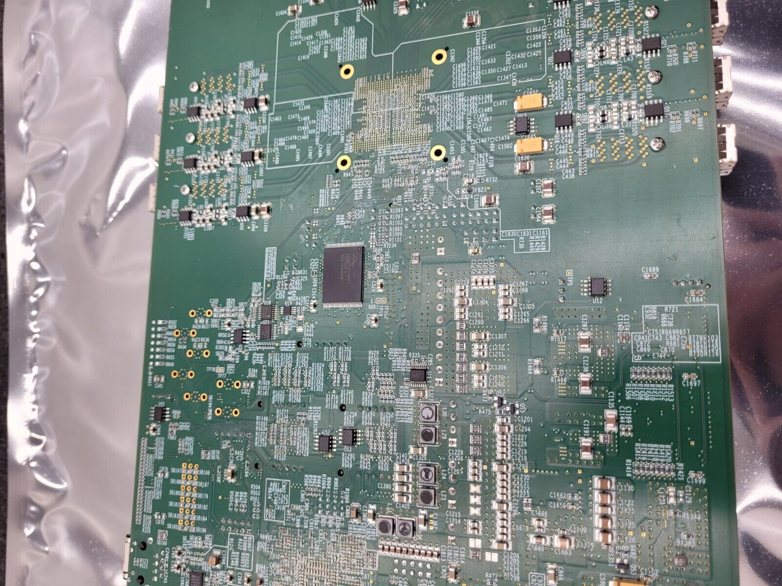 Microchip Technology PM8054 SXP 36x12G SAS Expander Developement Board