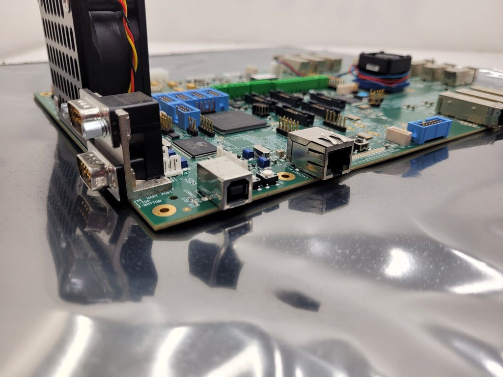 Microchip Technology PM8054 SXP 36x12G SAS Expander Developement Board