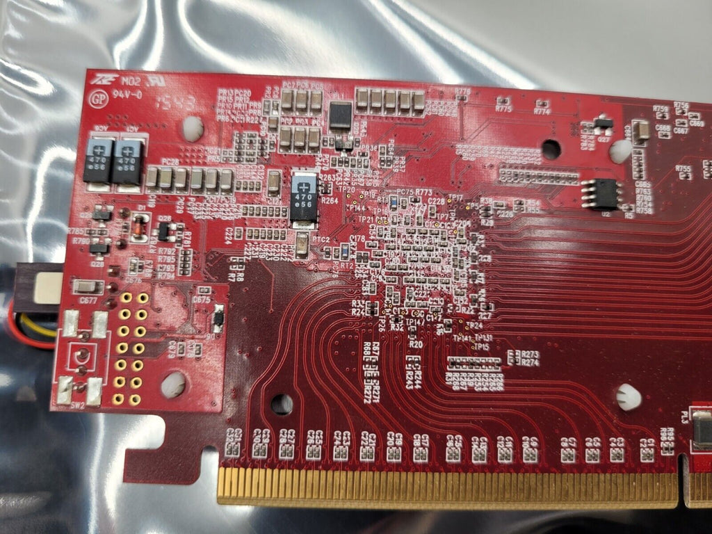 Ultran UT_P304E PCIe x16 half-height mini-SAS HD SFF-8644 x4 HBA SAS Expander