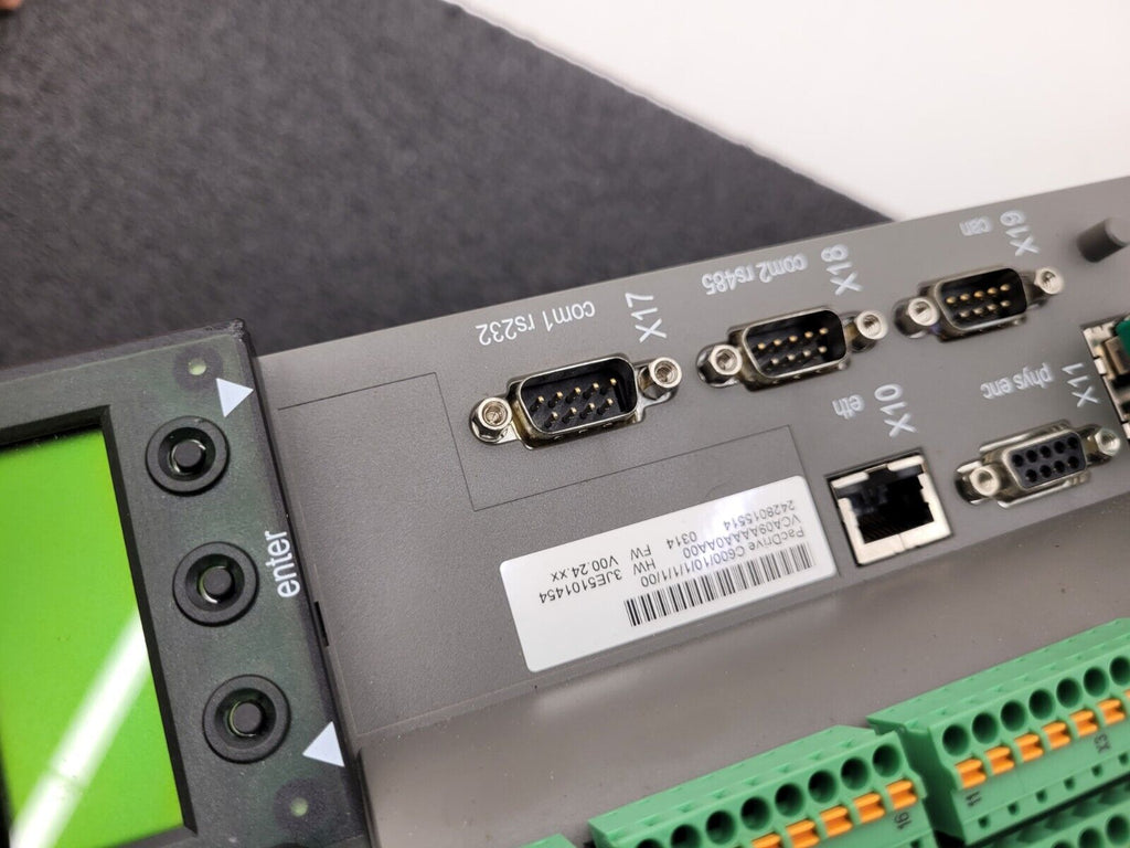 Schneider Electric ELAU PacDrive C600 C600/10/1/1/1/10 VCA09AAAA0AA00 NOS