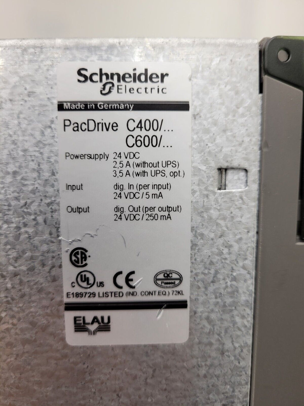 Schneider Electric ELAU PacDrive C600 C600/10/1/1/1/10 VCA09AAAA0AA00 NOS