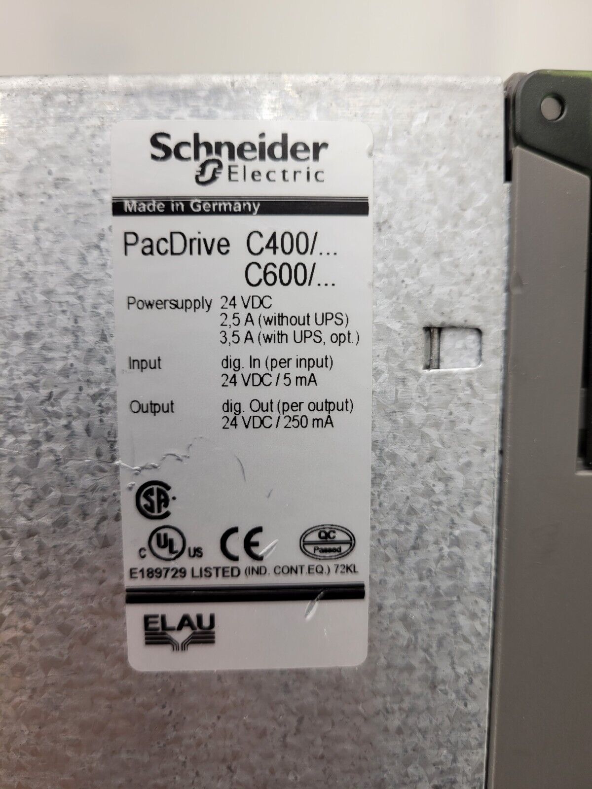 Schneider Electric ELAU PacDrive C600 C600/10/1/1/1/10 VCA09AAAA0AA00 NOS