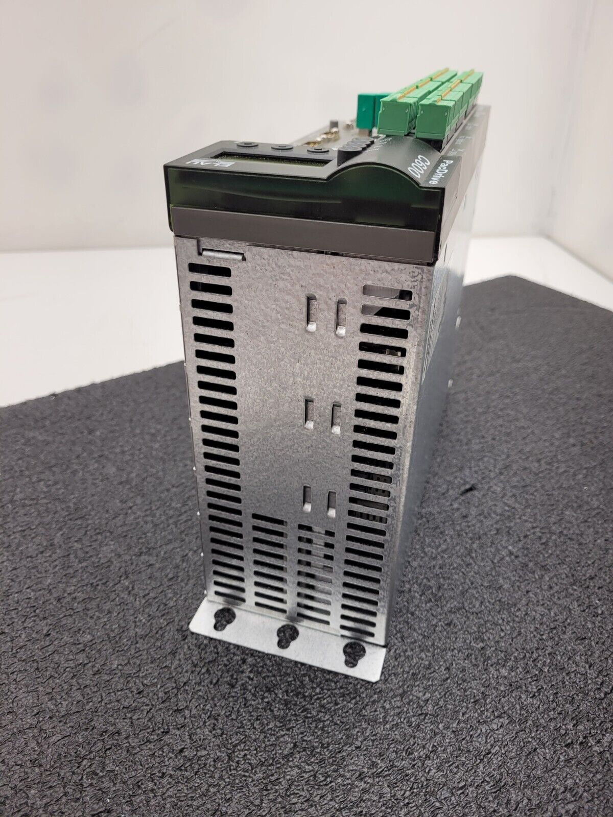 Schneider Electric ELAU PacDrive C600 C600/10/1/1/1/10 VCA09AAAA0AA00 NOS