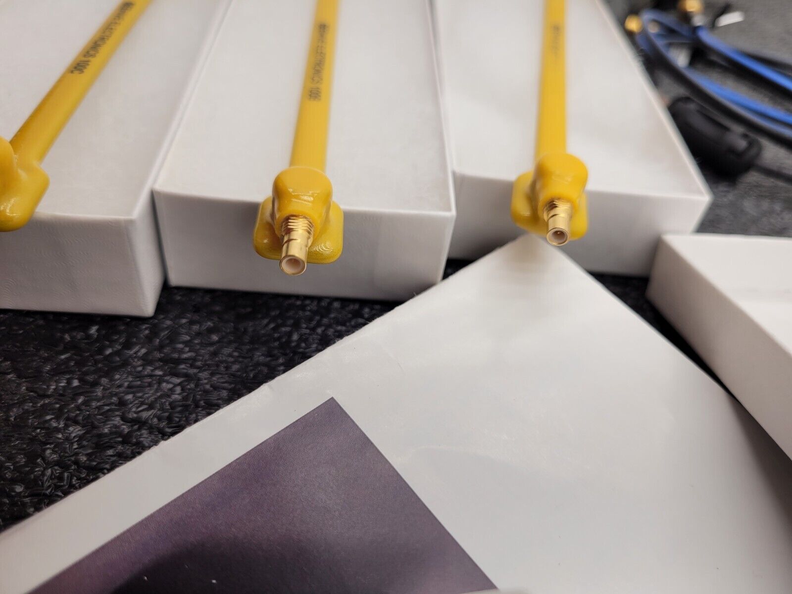 Beehive Electronics EMC Probe E-Field 4 Probe set 100A,B,C,D and 150A Amplifier