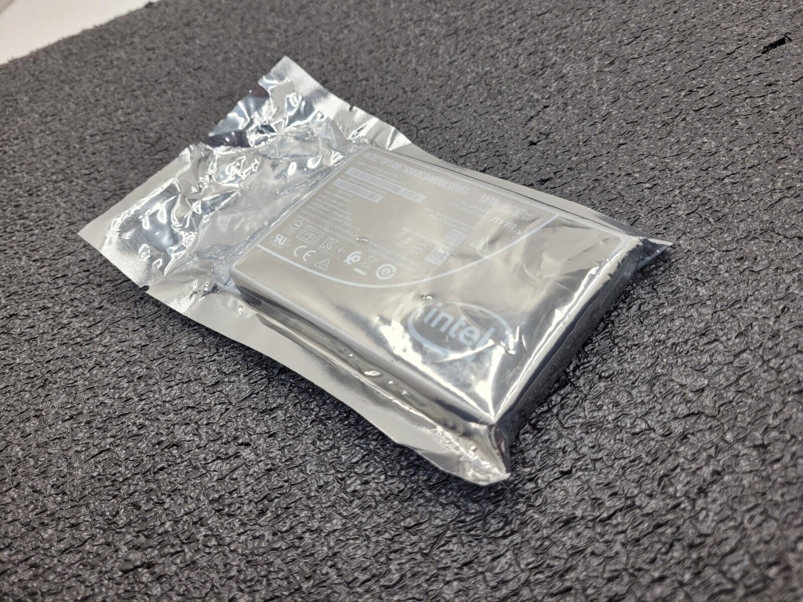 Intel Optane DC D4800X 1.5TB NVMe PCIe 3.0 2.5in SSD DELL EMC SSDPD21K015TA NEW