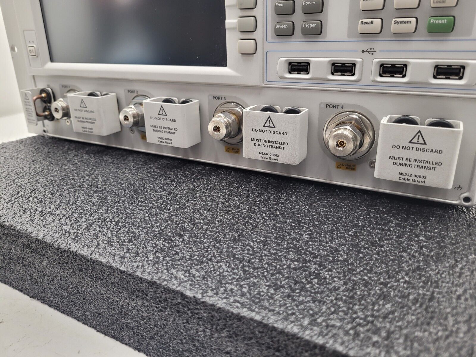 HP Agilent Keysight N5231A 13.5 GHz Vector Network Analyzer PNA-L In Cal w/Box