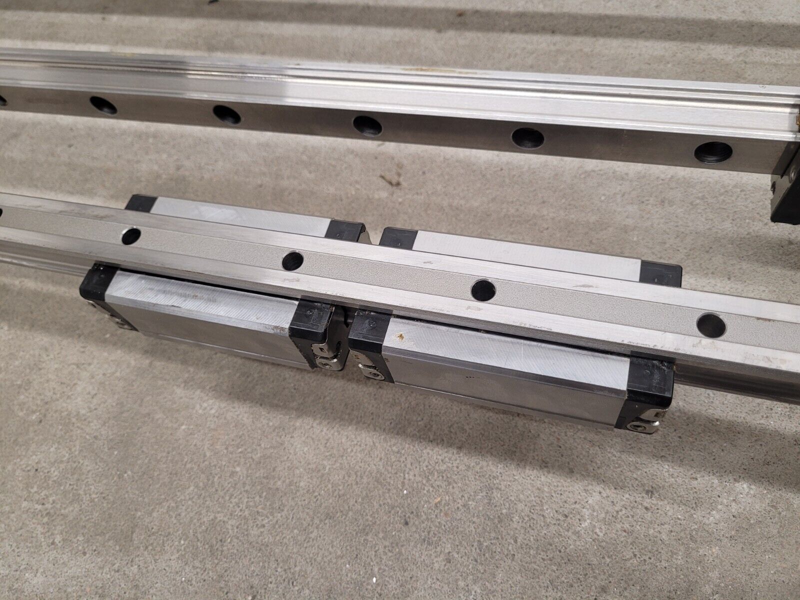 Bosch Rexroth Linear Rail Guide Block 4x 7210 Rails 4x Blocks R162471420 Size 30