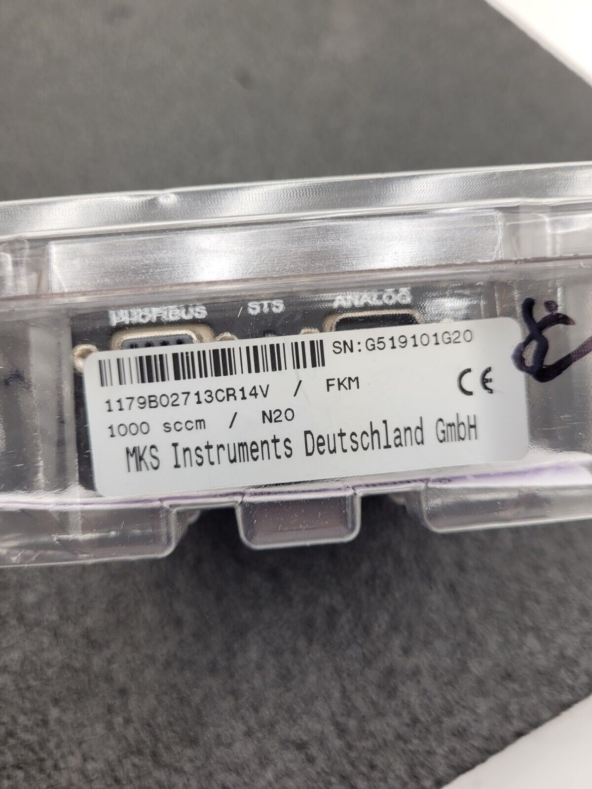 MKS 1179B02713CR14V Mass-Flo Mass Flow Controller 1000SCCM N20 Working Pull