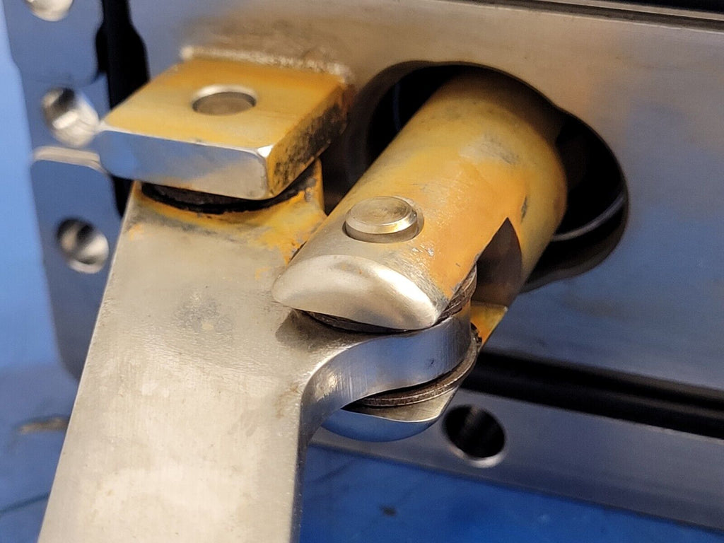 Boc Edwards Pneumatic Vacuum Gate Valve ISO100 GVI100P 4" ISO-F