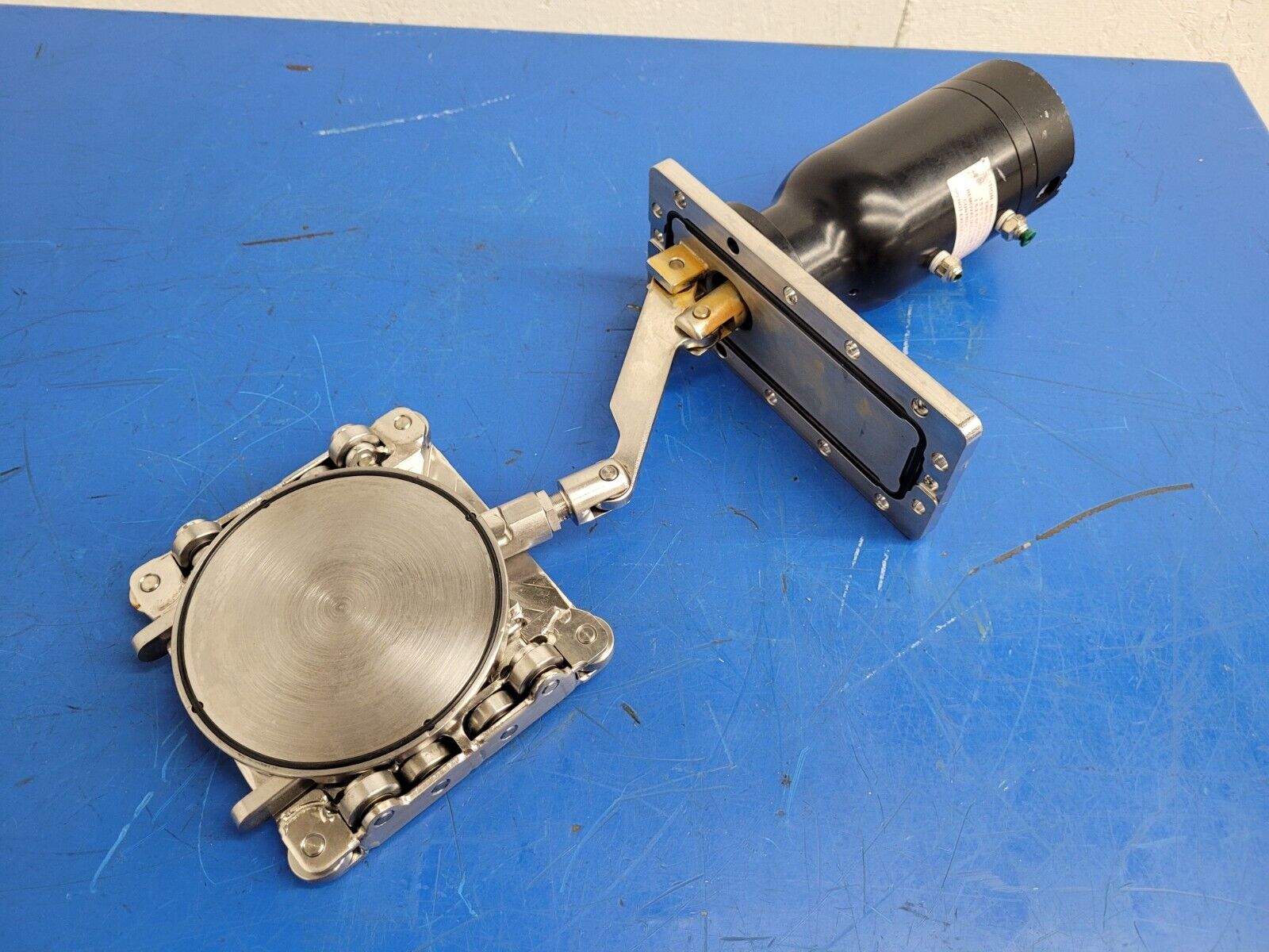 Boc Edwards Pneumatic Vacuum Gate Valve ISO100 GVI100P 4" ISO-F