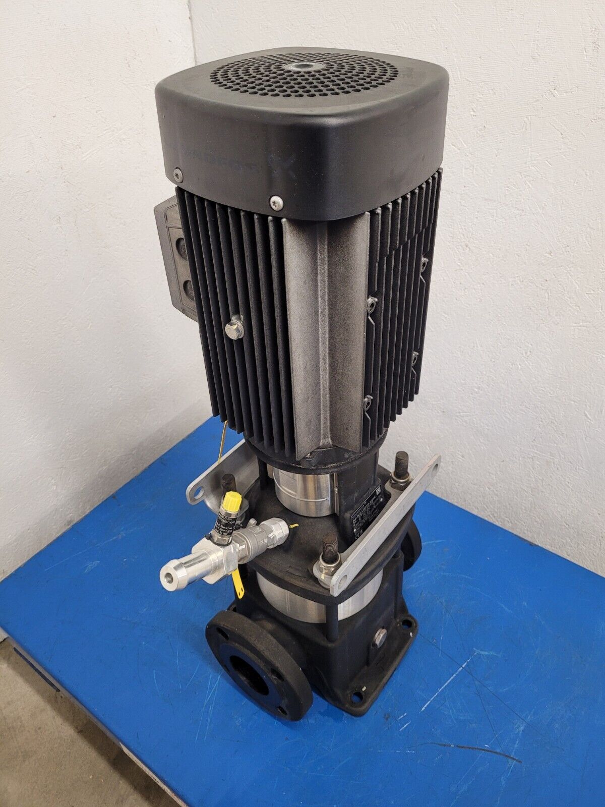 Grudfos CR15-2X-F-A-E-HQQE Never Used 3kW Virtical Multistage Centrifugal Pump