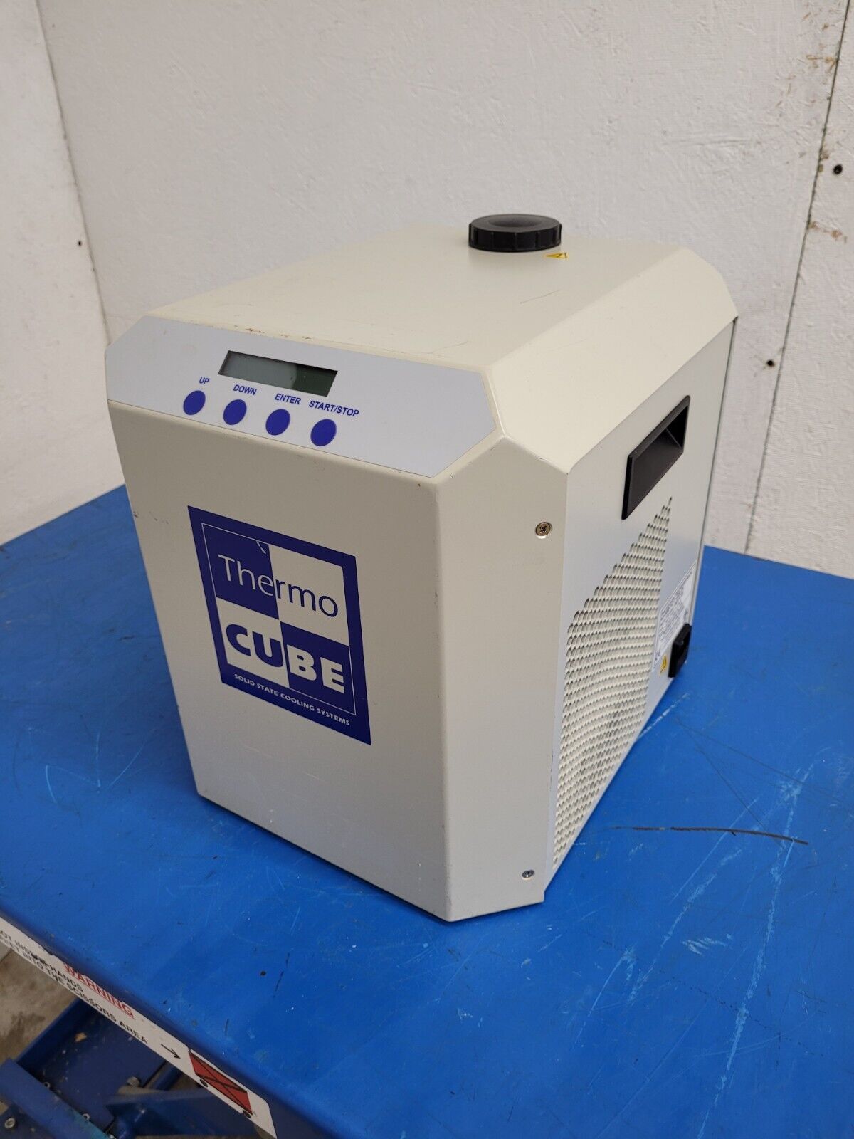 THERMOCUBE 10-400-1C-1-ES-DI  Thermoelectric Recirculating Chiller Tested