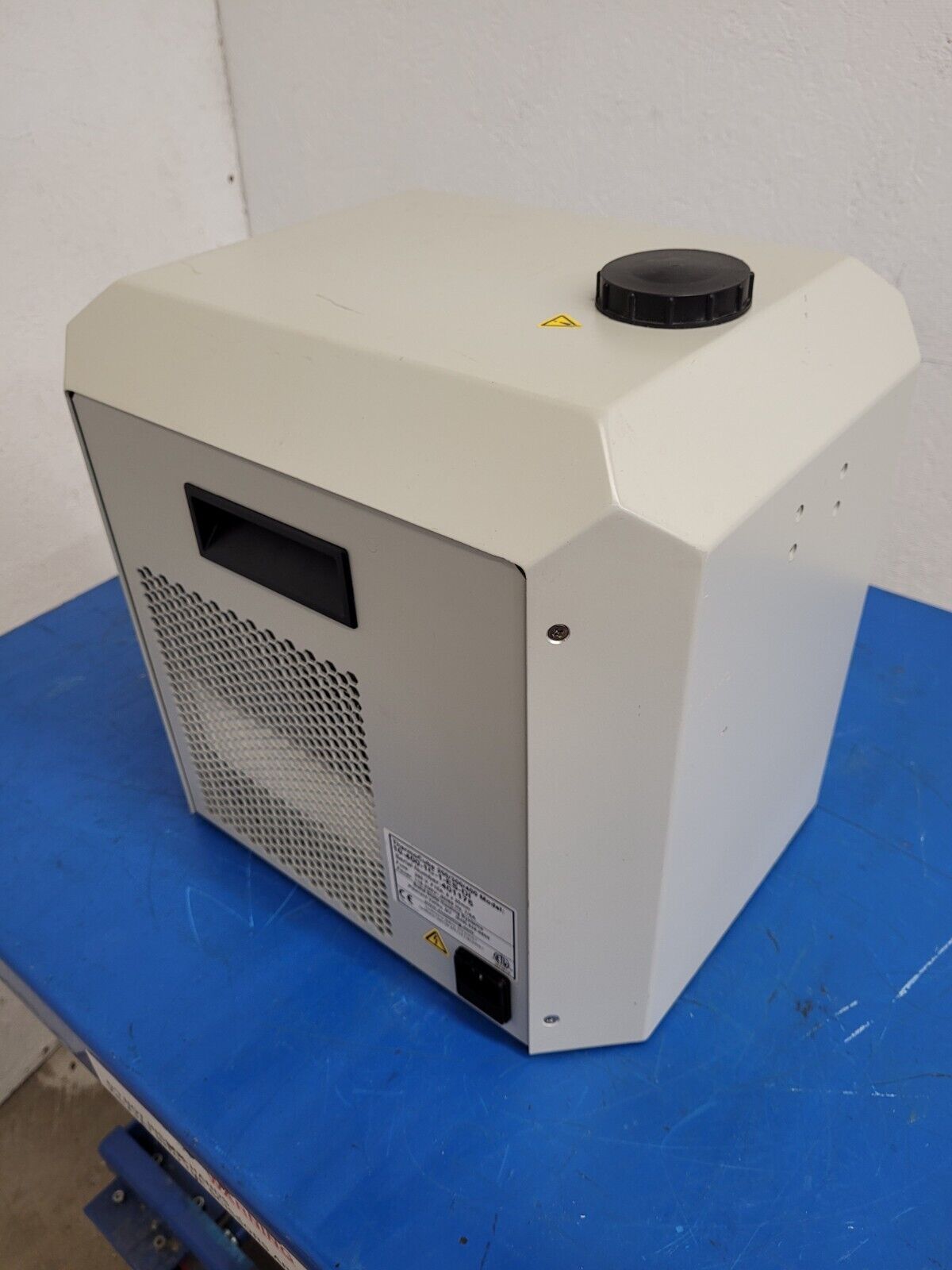 THERMOCUBE 10-400-1C-1-ES-DI  Thermoelectric Recirculating Chiller Tested