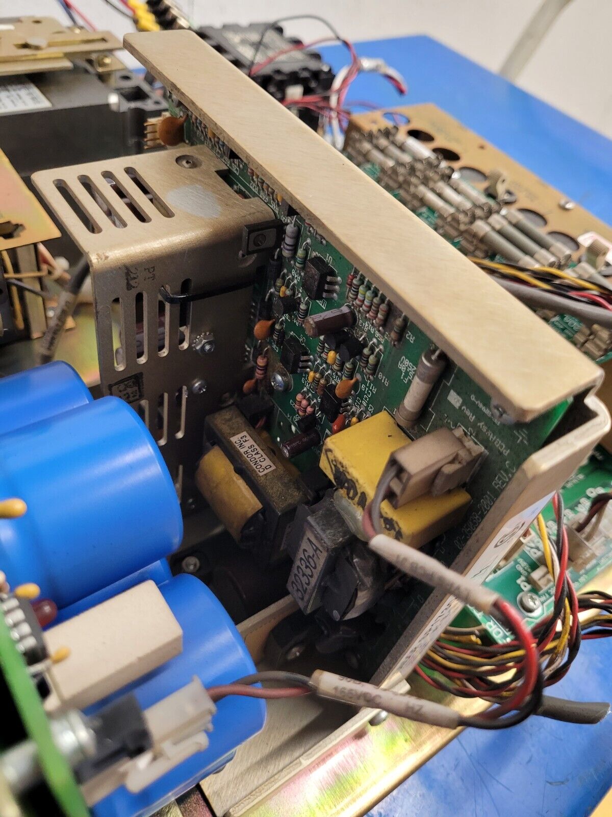 2005 Haas CNC VF-2SS Fuse Breaker Contactor Control 4075H Intact Working Tested