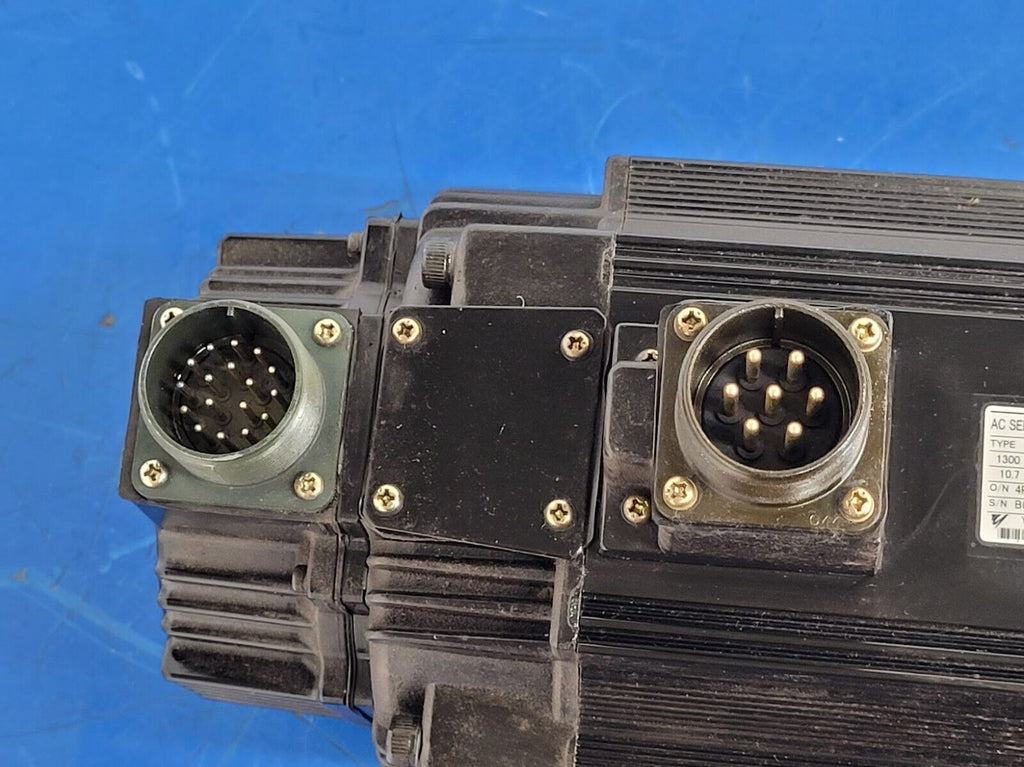 2005 Hass YASKAWA SGMG-13A2ABC AC Brushless Servo Motor 200V w/ Brake A