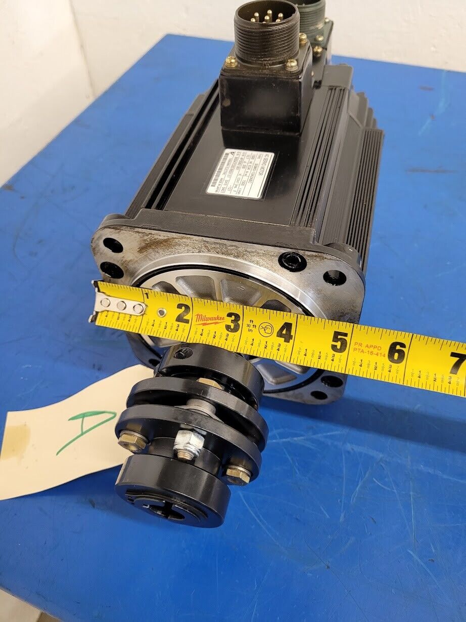 2005 Hass YASKAWA SGMG-13A2ABC AC Brushless Servo Motor 200V w/ Brake A