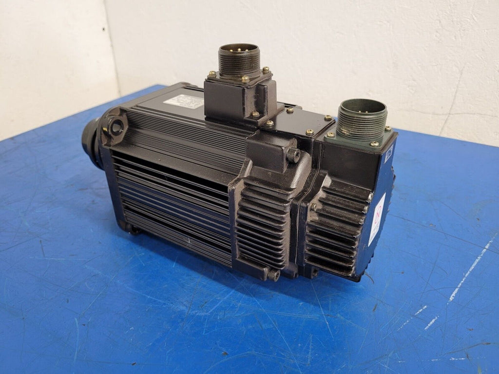 2005 Hass YASKAWA SGMG-13A2ABC AC Brushless Servo Motor 200V w/ Brake A