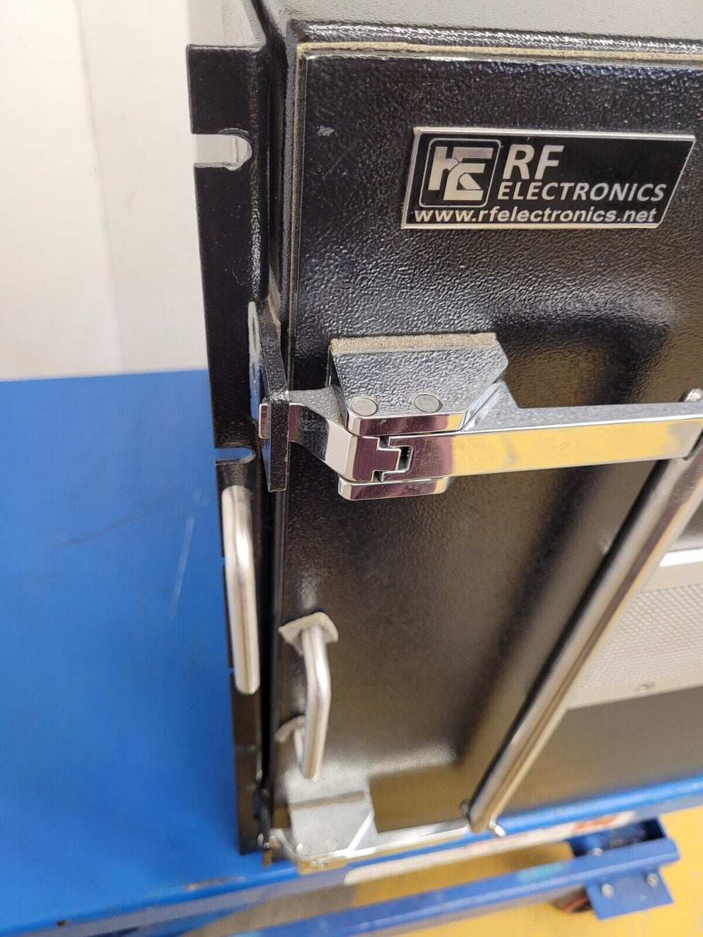 RF Electronics Rack Mount Shield Test Box HDRF-2260 Bluetooth RFID 3G LTE 5G FR1