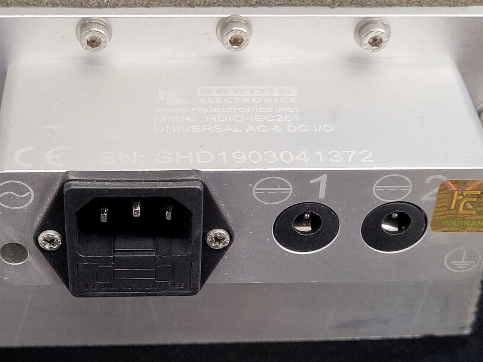 RF Electronics Rack Mount Shield Test Box HDRF-2260 Bluetooth RFID 3G LTE 5G FR1