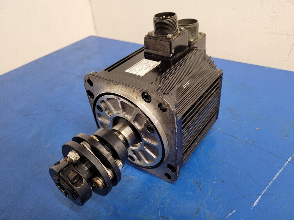 HAAS AC Servo Motor YASKAWA SGMG-09A2AB 2005 VF-2SS Working Pull Unit C