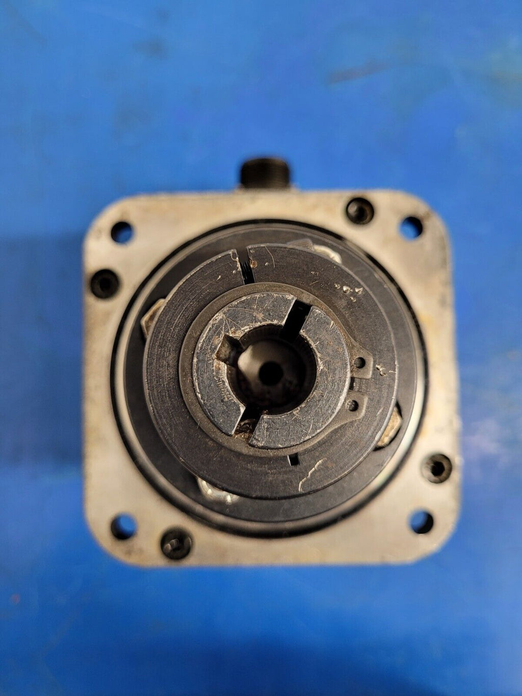 HAAS AC Servo Motor YASKAWA SGMG-09A2AB 2005 VF-2SS Working Pull Unit C