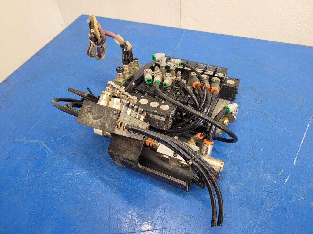 Pneumax Pneumatic Solenoid Manifold 2400.04.01 24VDC 145 PSI N338.ROE-8 Valves B