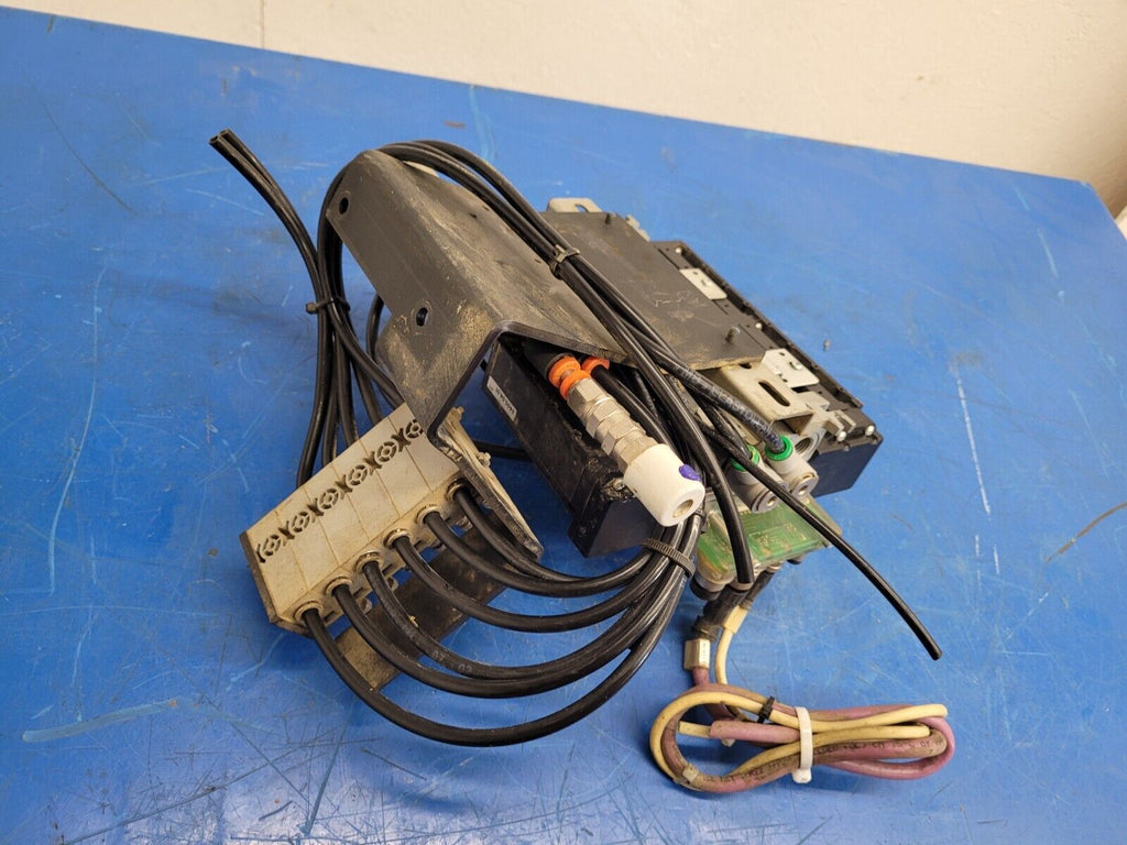Pneumax Pneumatic Solenoid Manifold 2400.04.01 24VDC 145 PSI N338.ROE-8 Valves B