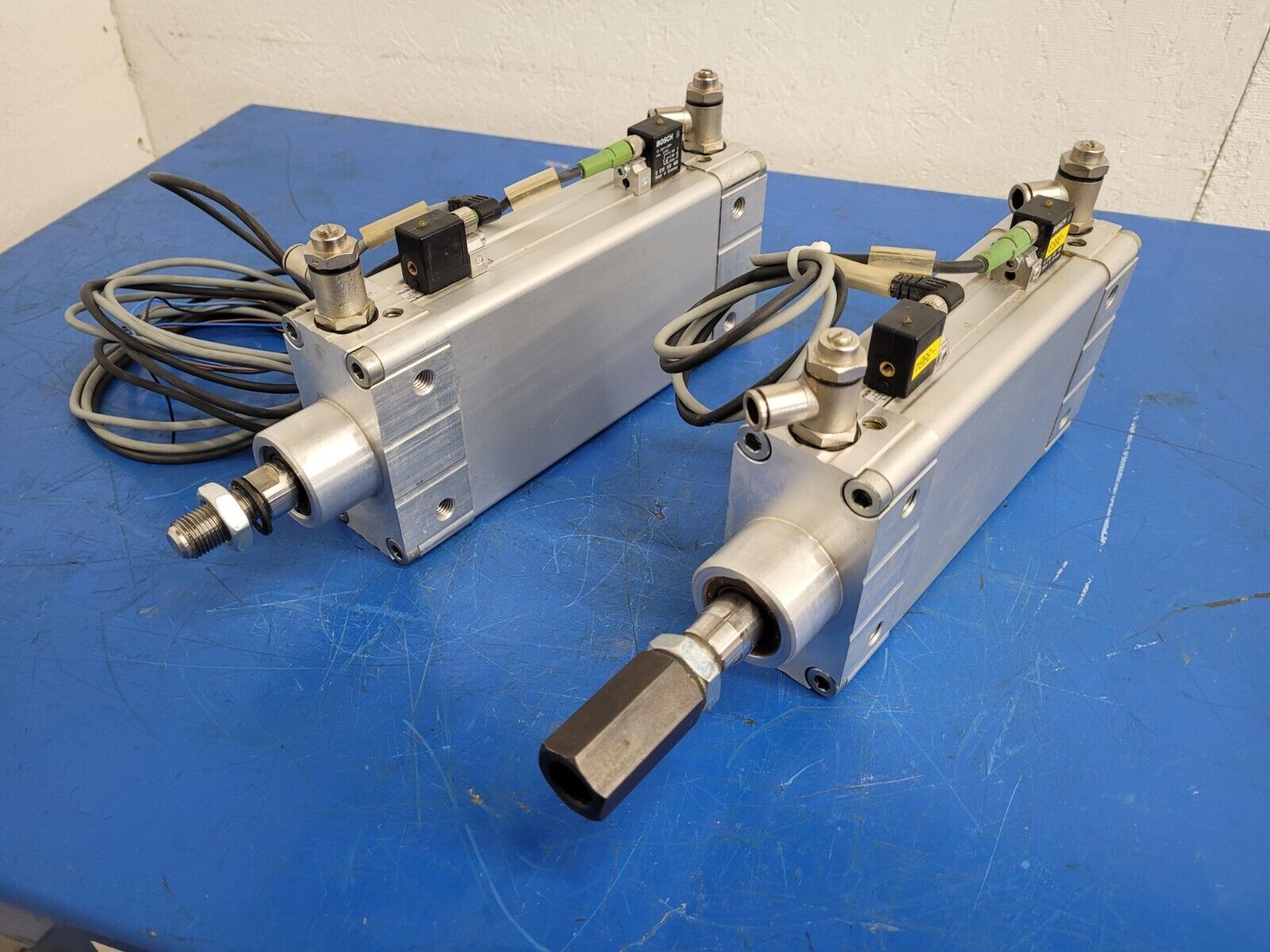 Lot of 2x BOSCH Pneumatic Air Cylinder 0 822 366 005 63D 0125 63/0125 63/0100