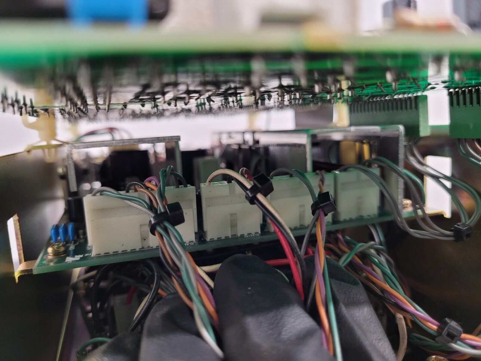 YASKAWA CACR-SR 05BB1BF Servo Motor Controller CACRSR05BB1BF Overnight Avail