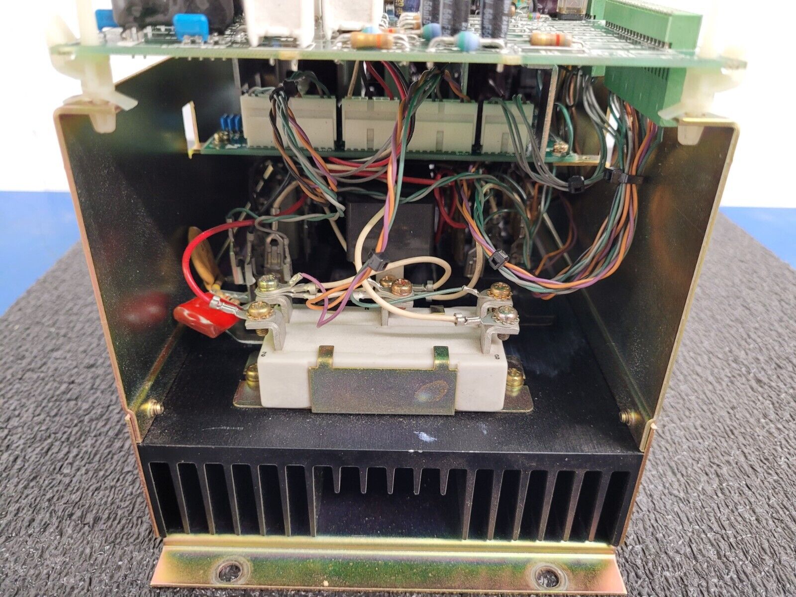 YASKAWA CACR-SR 05BB1BF Servo Motor Controller CACRSR05BB1BF Overnight Avail