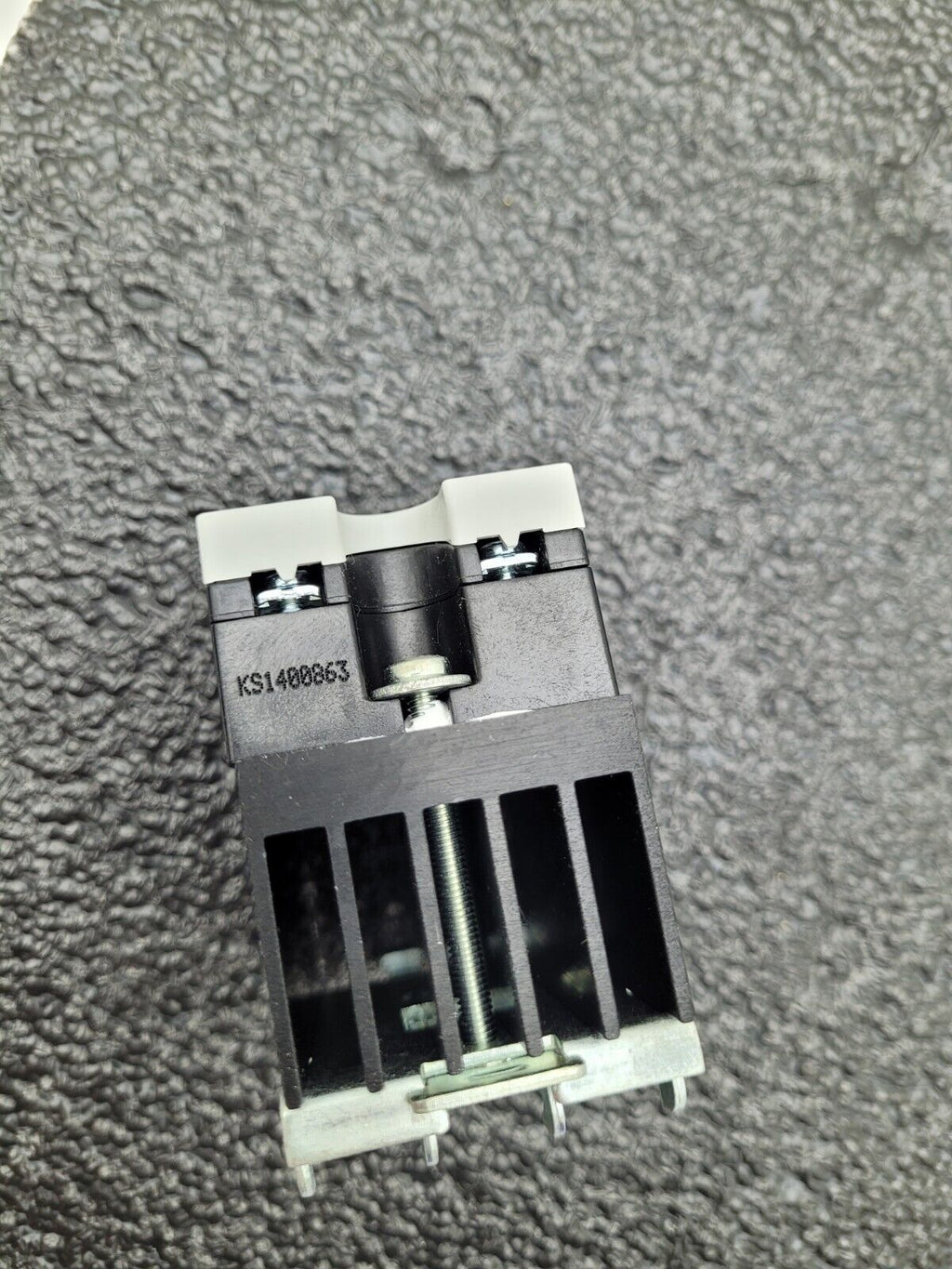 Carlo Gavazzi RM1A23D25 Solid State Relay 230VAC 3-32VDC Cntl +Heat Sink 1.5HP