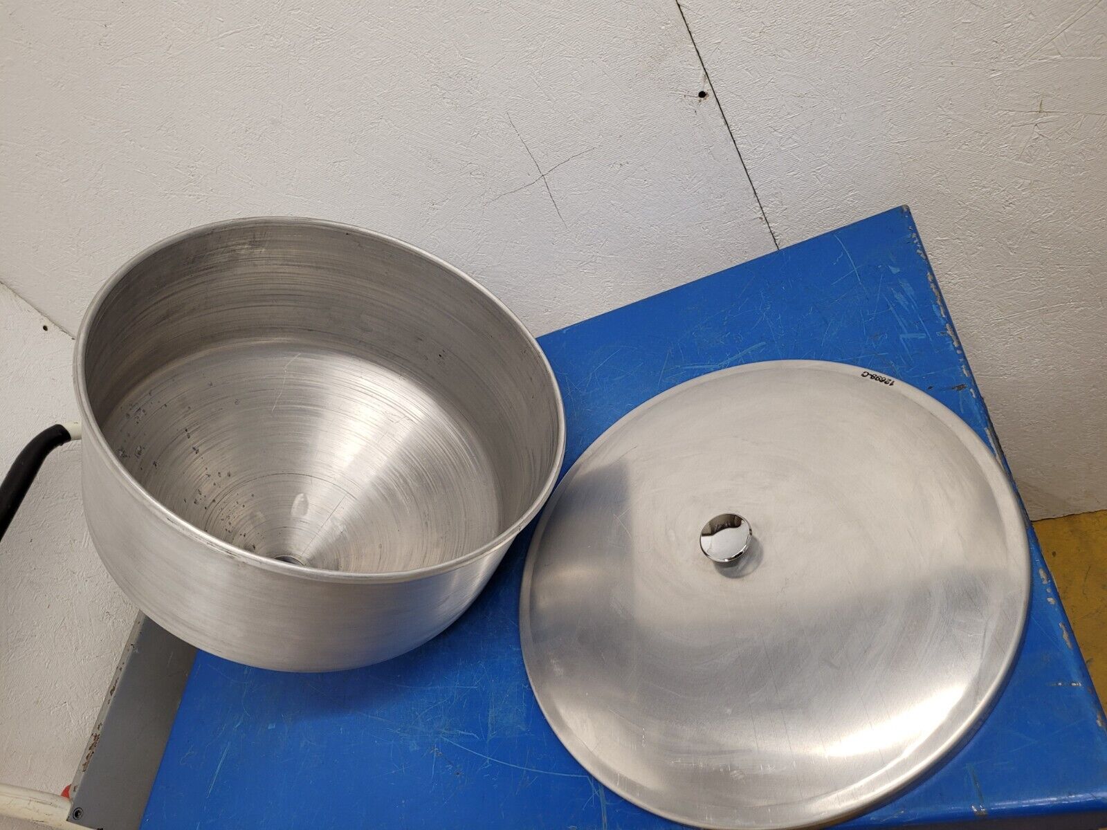 Injection Molding Plastic Pellet Funnel Hopper 16" Aluminum 5"x3" Mounting Holes