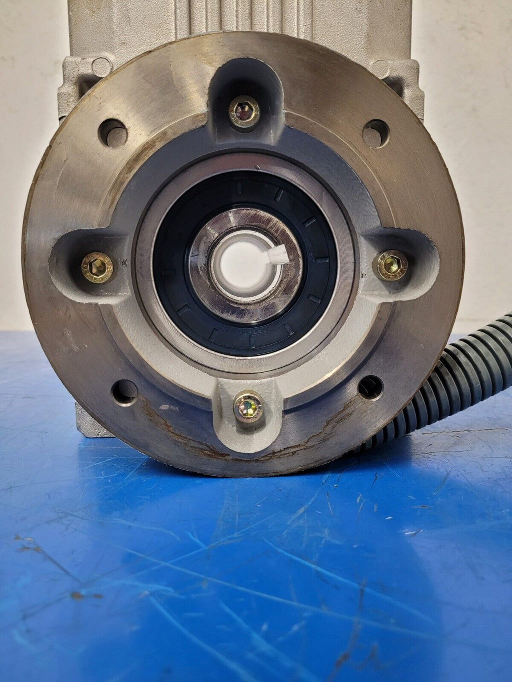 Bonfiglioli BN71A4 Gearmotor 3ph .25kw Right Angle 30mm Shaft Hole 80:1 Gearbox