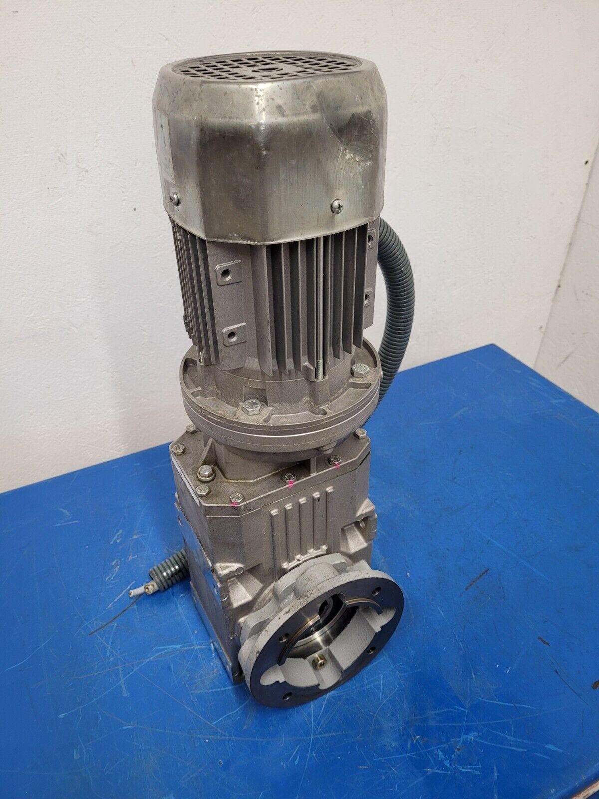Bonfiglioli BN71A4 Gearmotor 3ph .25kw Right Angle 30mm Shaft Hole 80:1 Gearbox