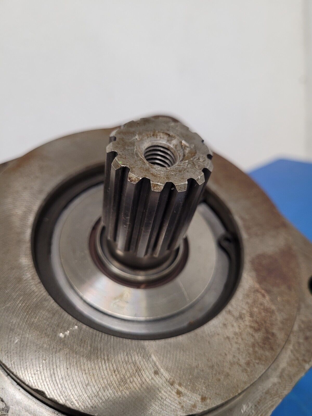 Hydro Leduc MA32 Bent Axis Hydraulic Motor SAE C 14T Splined J498b Rear Ports C