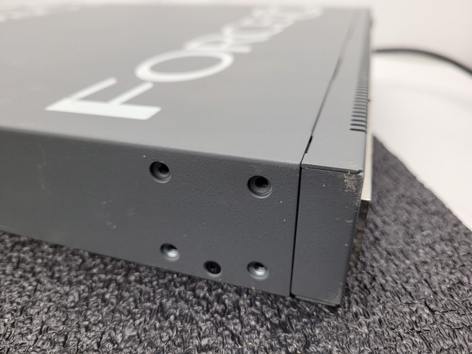 Dell Force 10 S4810P 48-Port SFP+ & 4-Port QSFP+ Network Switch