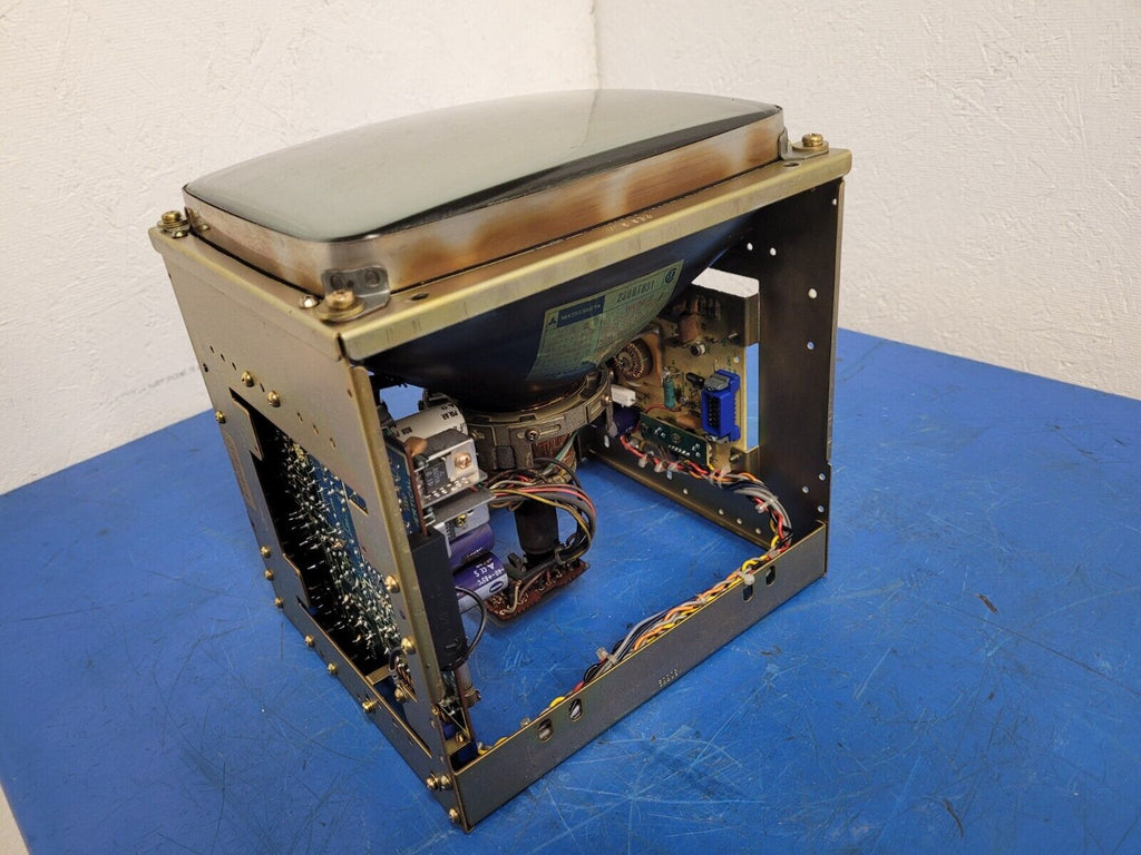 Matsushita CRT Monitor TR-9DK1 A61L-0001-0072 TBM81888 230BTB31 Unit B