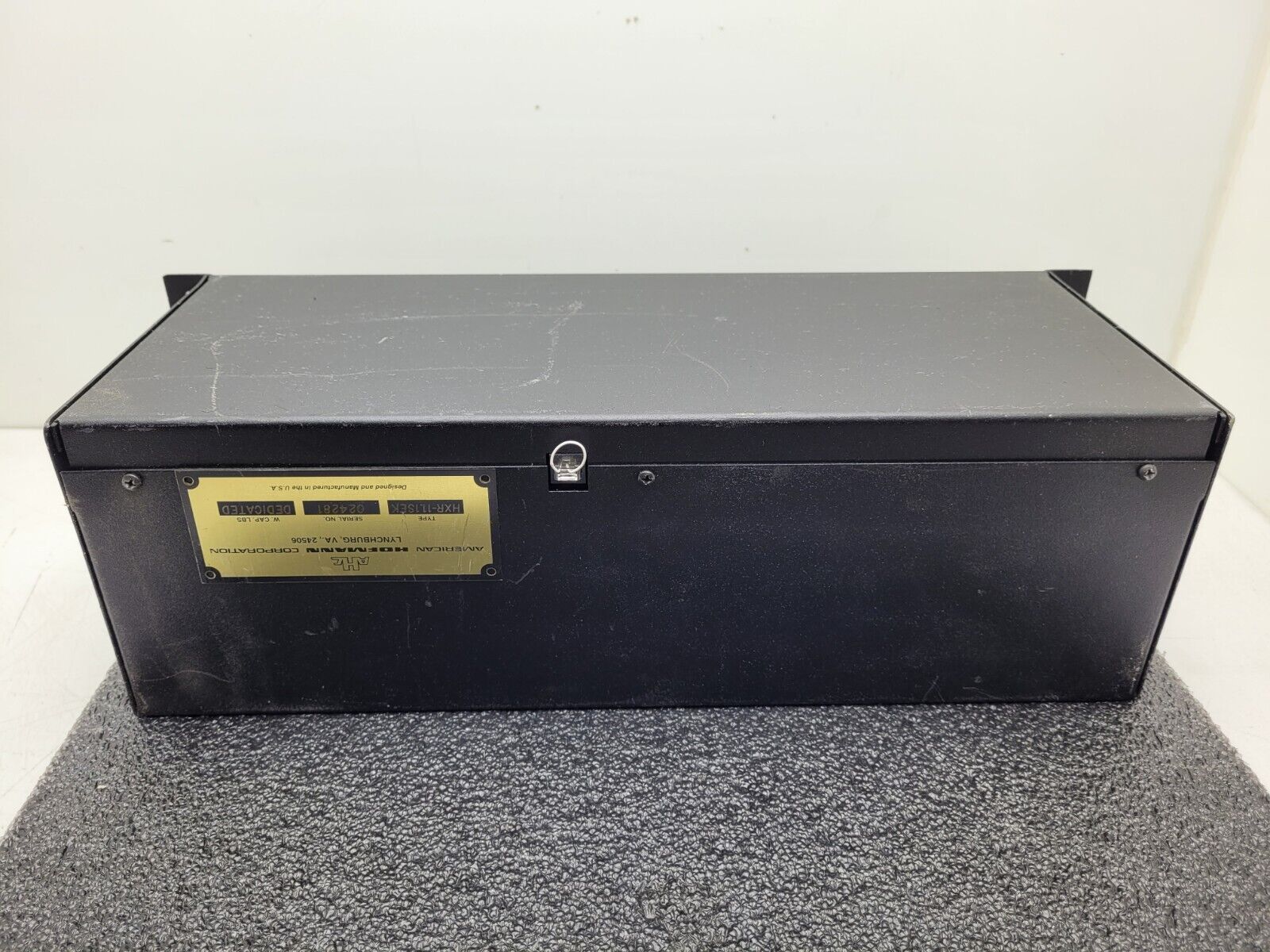AHC HOFNANN HXR-11.1SEK Industrial Balancer Controller Powers Up