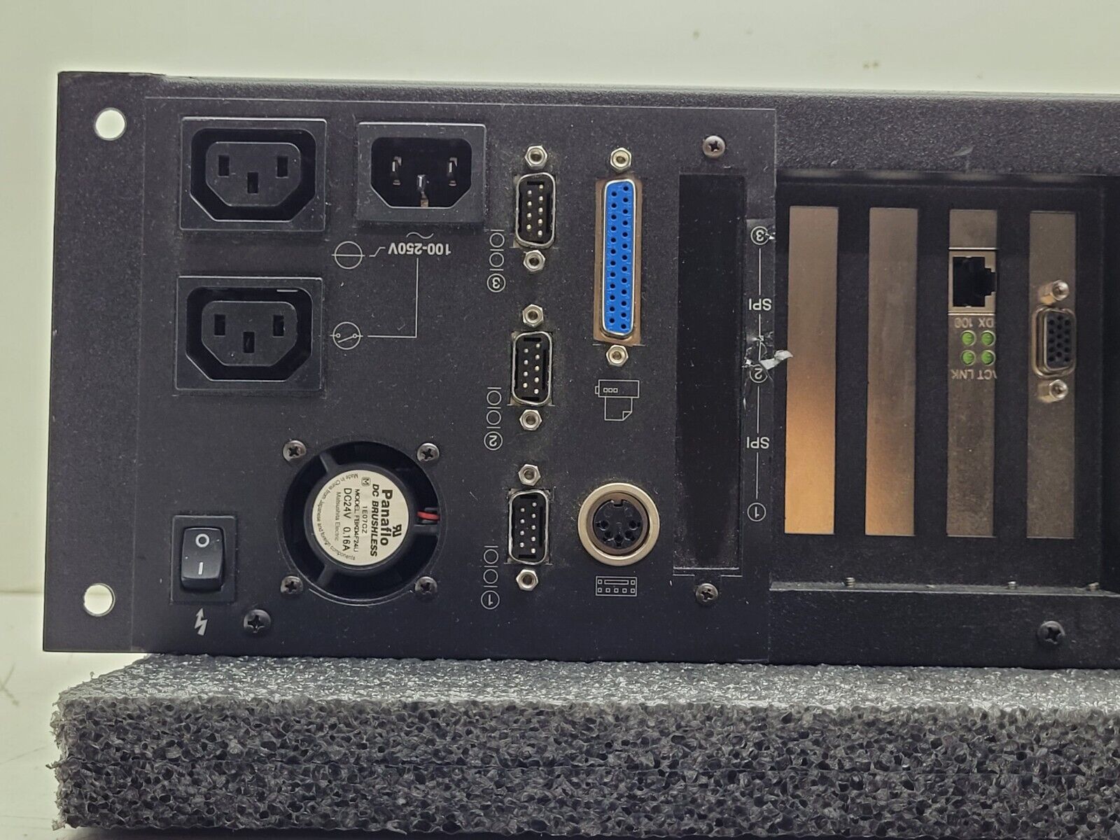 AHC HOFNANN HXR-11.1SEK Industrial Balancer Controller Powers Up