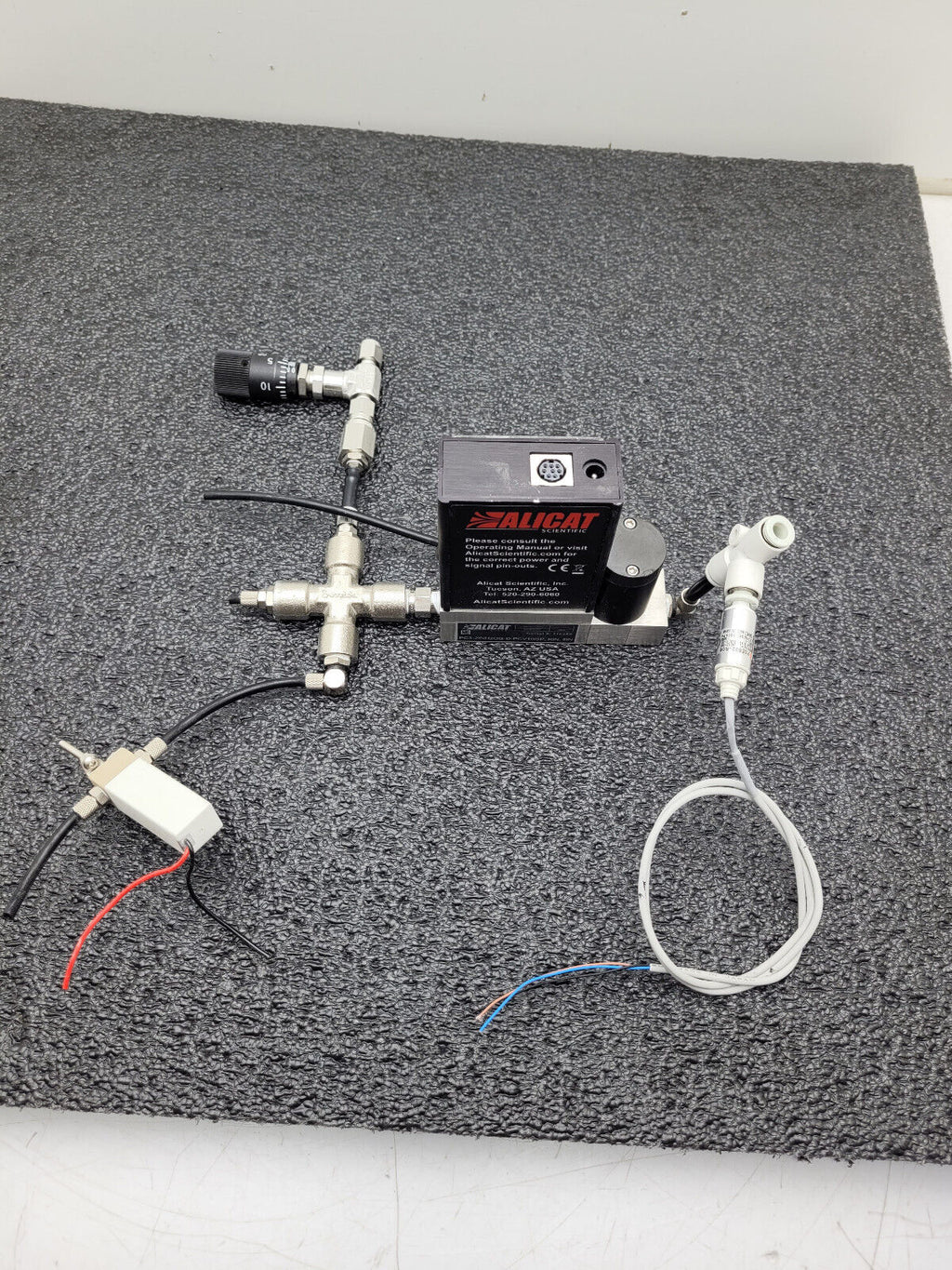 ALICAT Scientific PC3-2INH2OG-D-PCV10/5P RIN 5IN Mass Flow Meter Power On Test