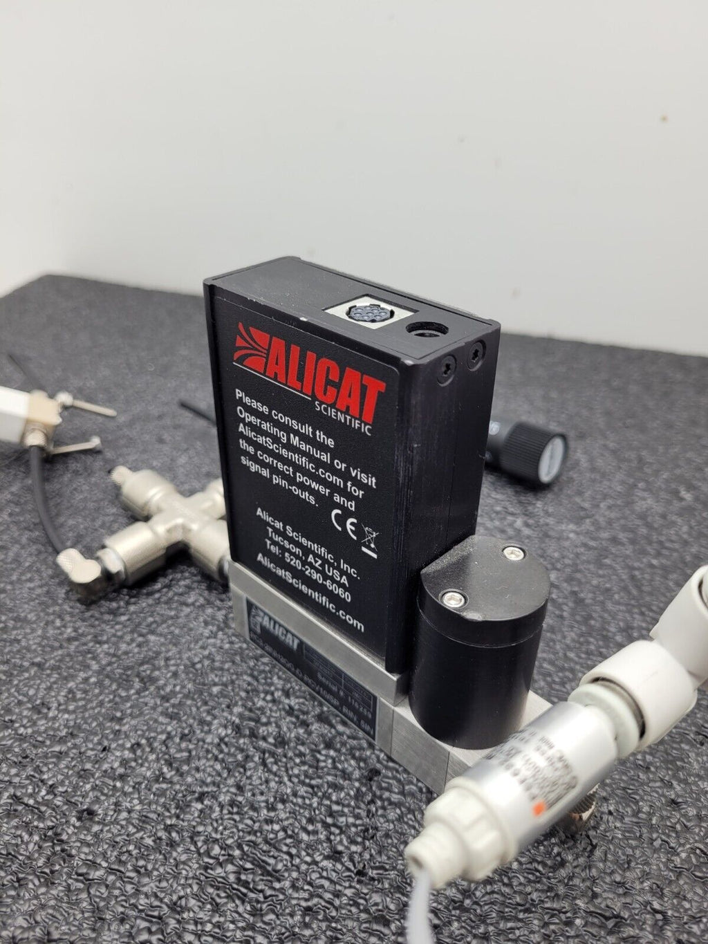 ALICAT Scientific PC3-2INH2OG-D-PCV10/5P RIN 5IN Mass Flow Meter Power On Test