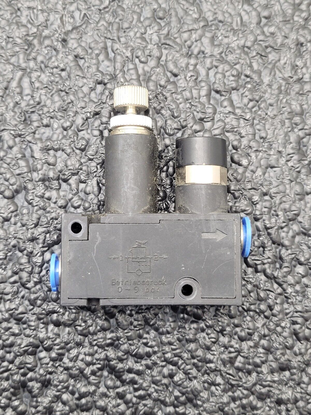 Lot 3x Pisco RVUM4-4 LRMA-QS-6  Inline Pressure Regulator Reducing Valve Gauge