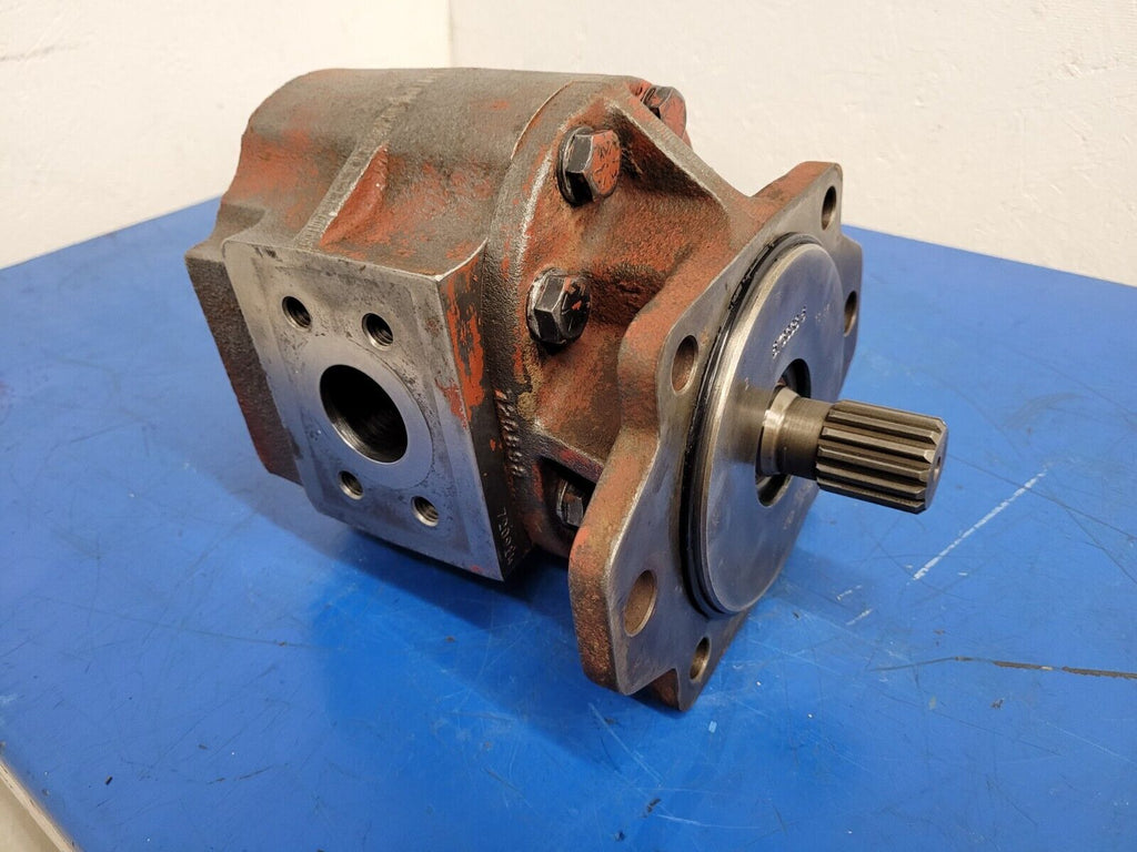 Geartek Hydraulic Gear Pump D-Series 30mm 14 Spine D35L-1C 720894E 7708 673338 6