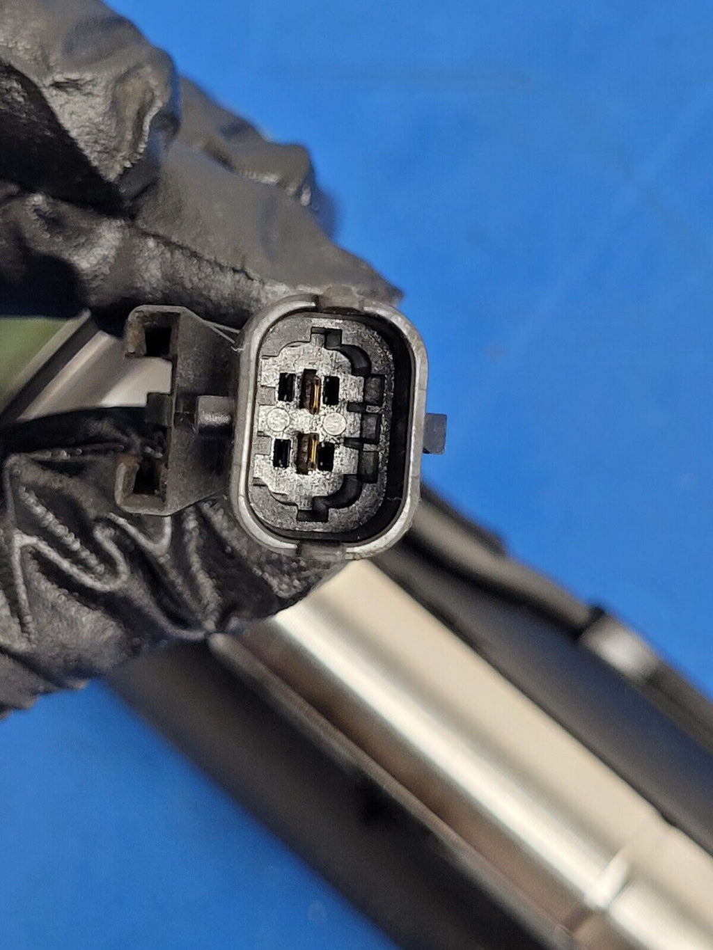 Cummins Fuel Injector QSK19 QSK38 QSK50 Onan Generator Genset 2867147 J00 001